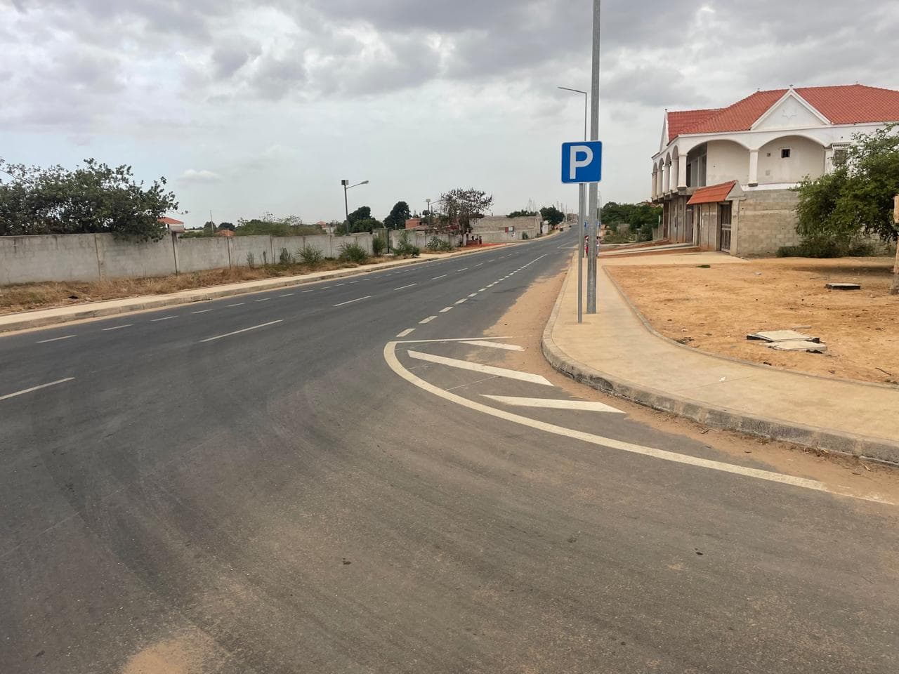 Vende-se |Terreno no Benfica, Zona Verde Totalmente Vedado em Luanda